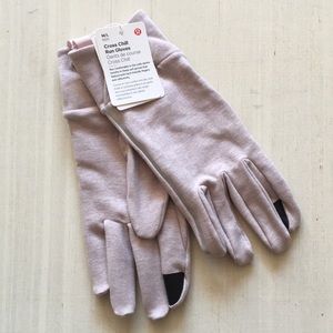 Lululemon gloves NWT
